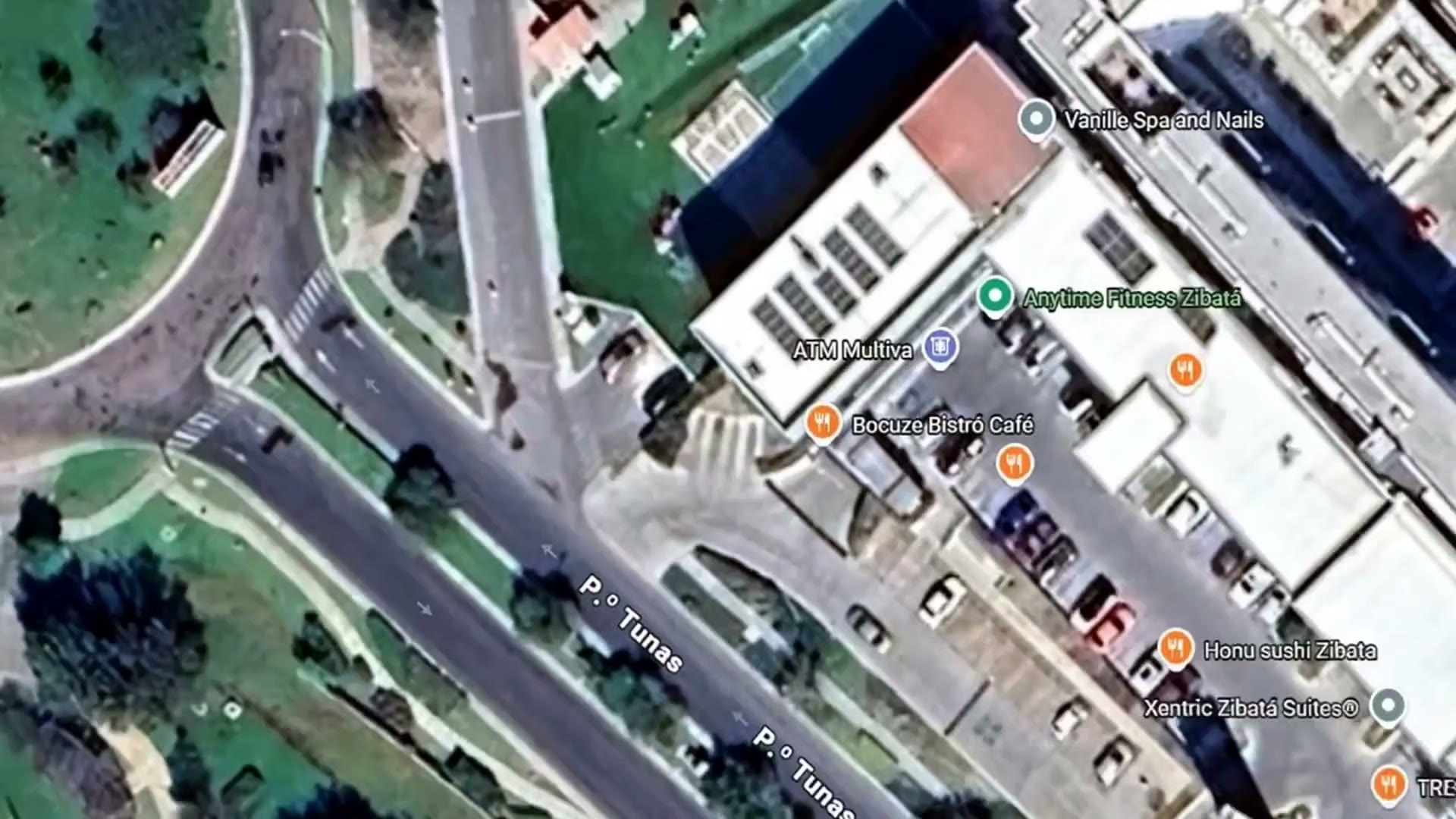 Vista aérea de Bocuze Bistró Café en Xentric Zibatá, Querétaro